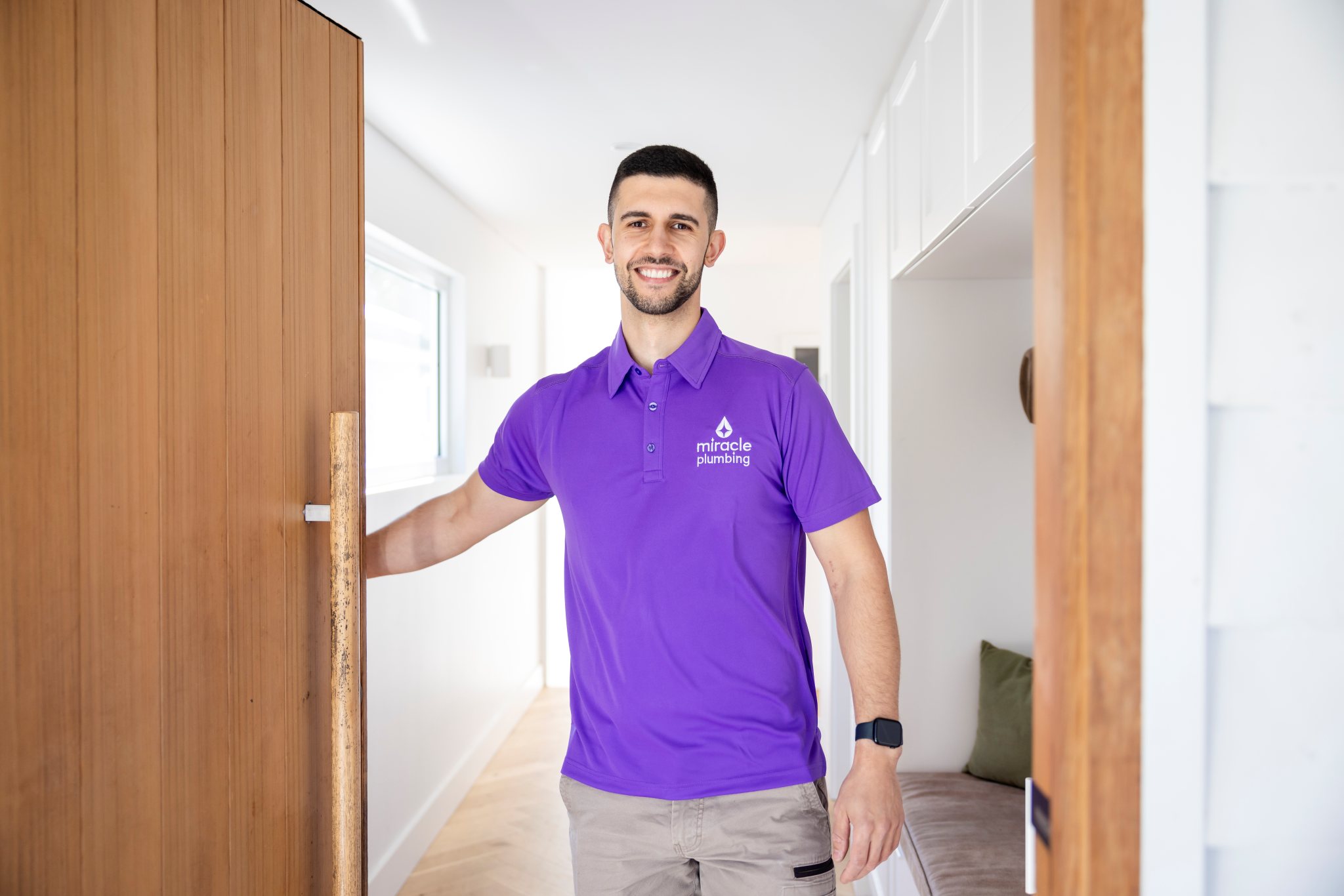 Miracle Plumbing photography by Zoom In With Eden
